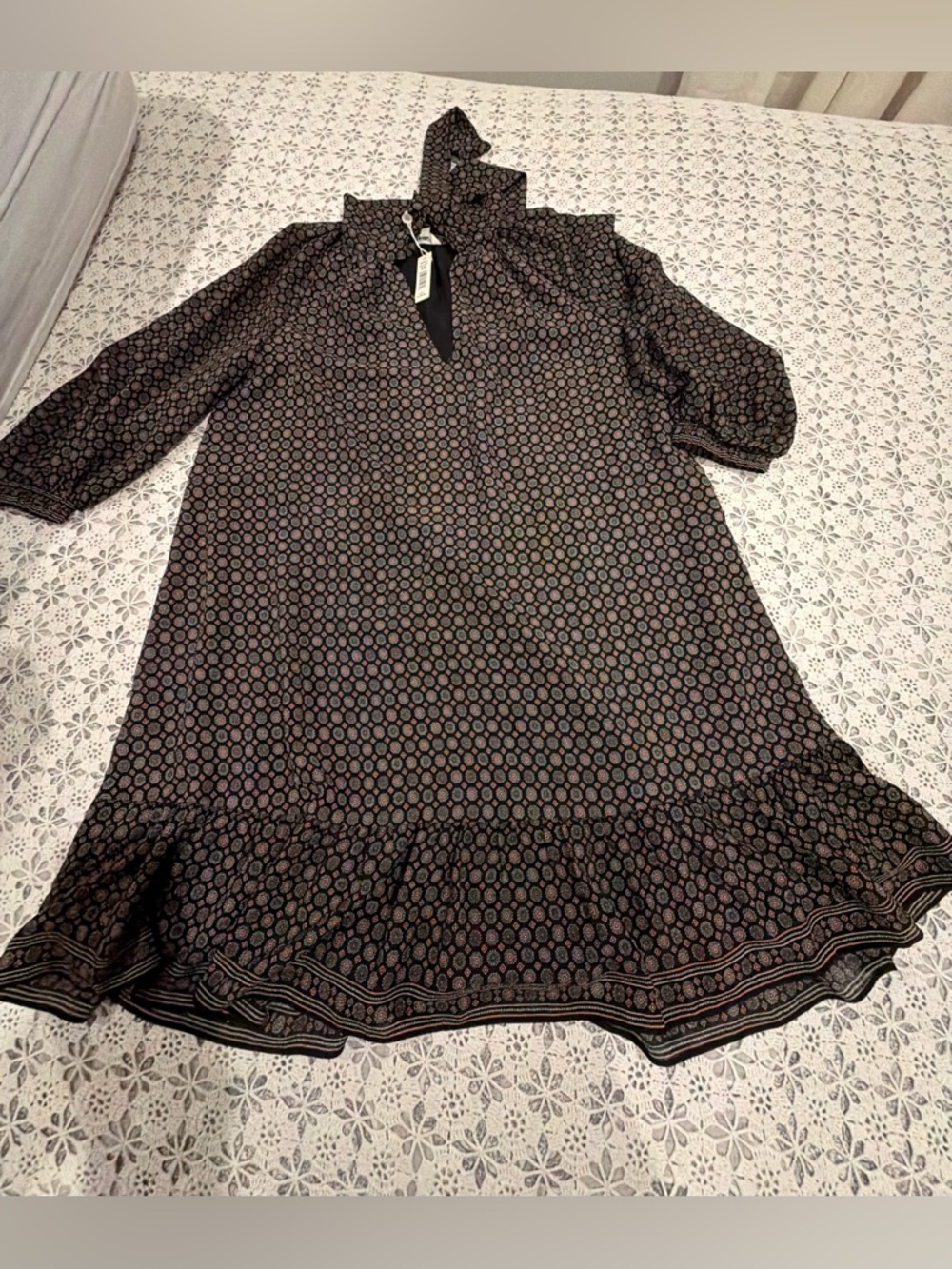 NWT Ruffled Hem Black & Pink Print Women’s Dress XS